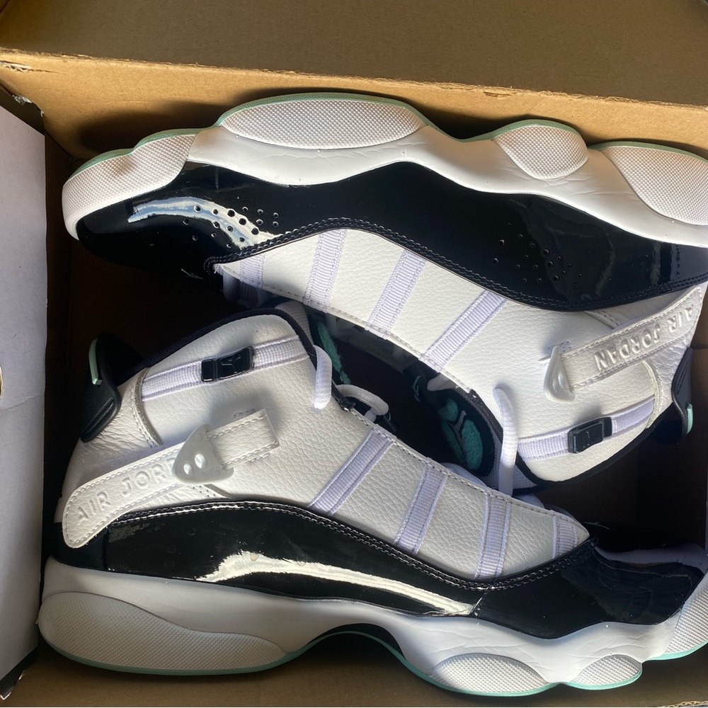 Jordan two3 white and black #8.5